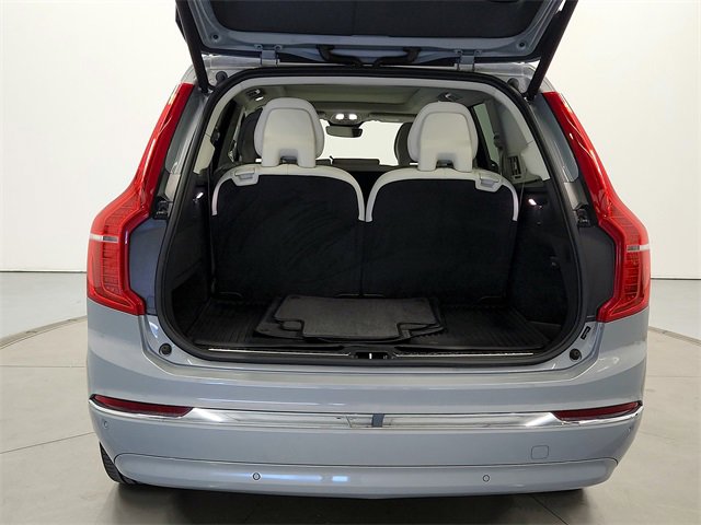 Used 2024 Volvo XC90 B5 Plus image 35