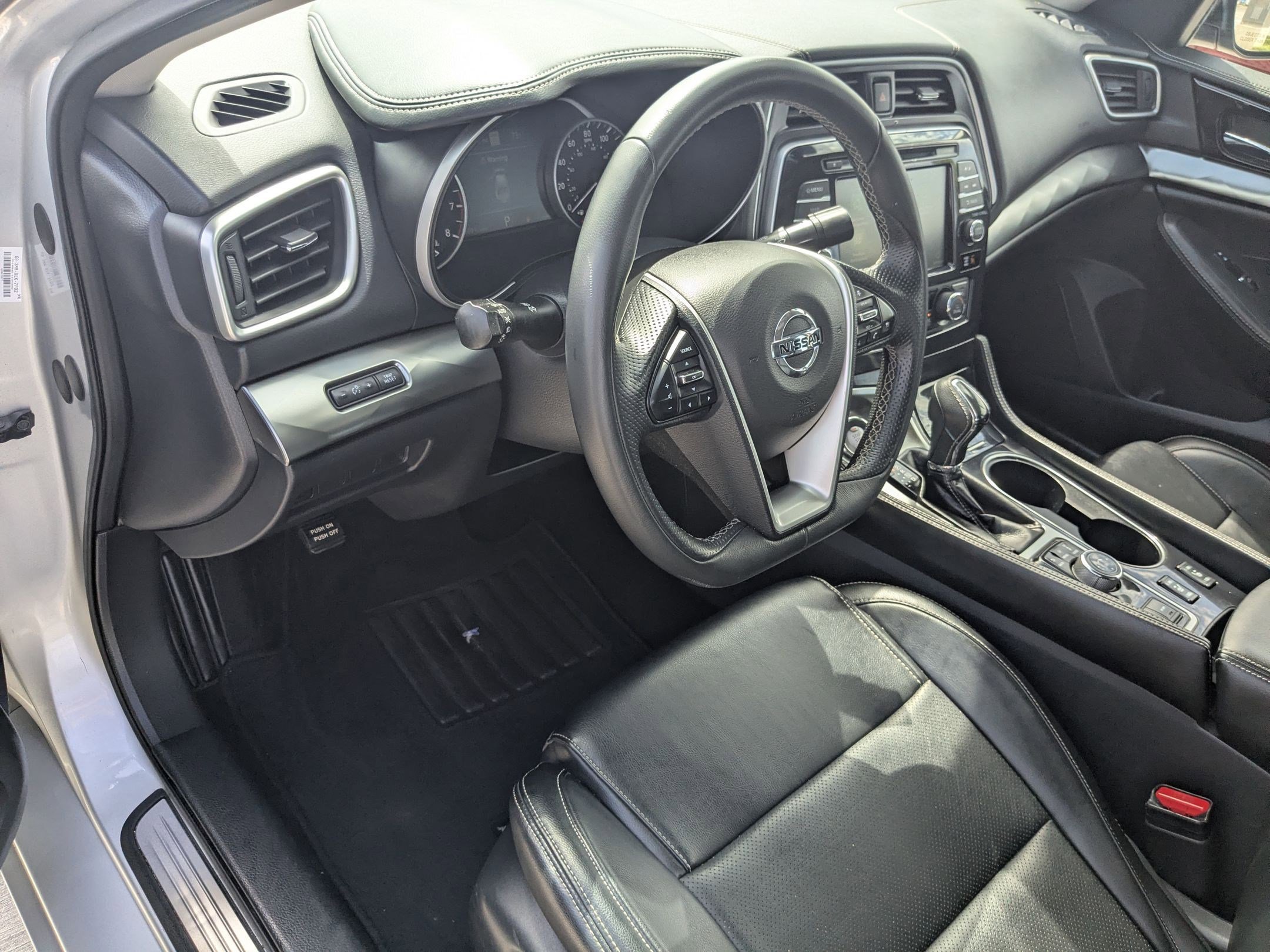 Used 2022 Nissan Maxima SV w/ Floor Mat Group image 15