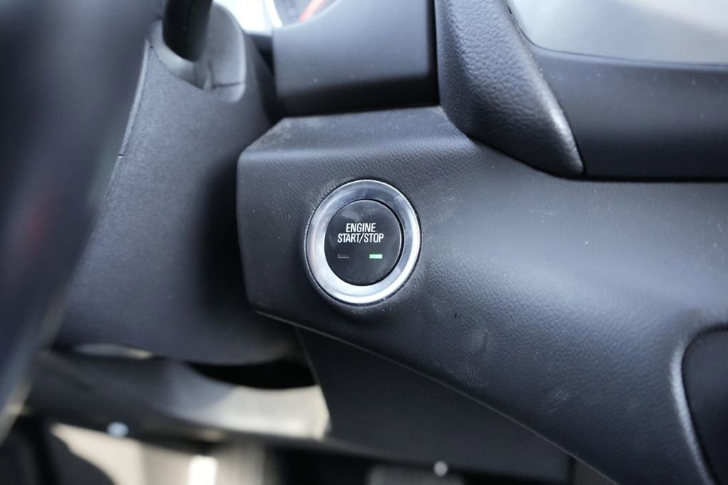 Used 2021 GMC Terrain SLE w/ Driver Convenience Package image 29