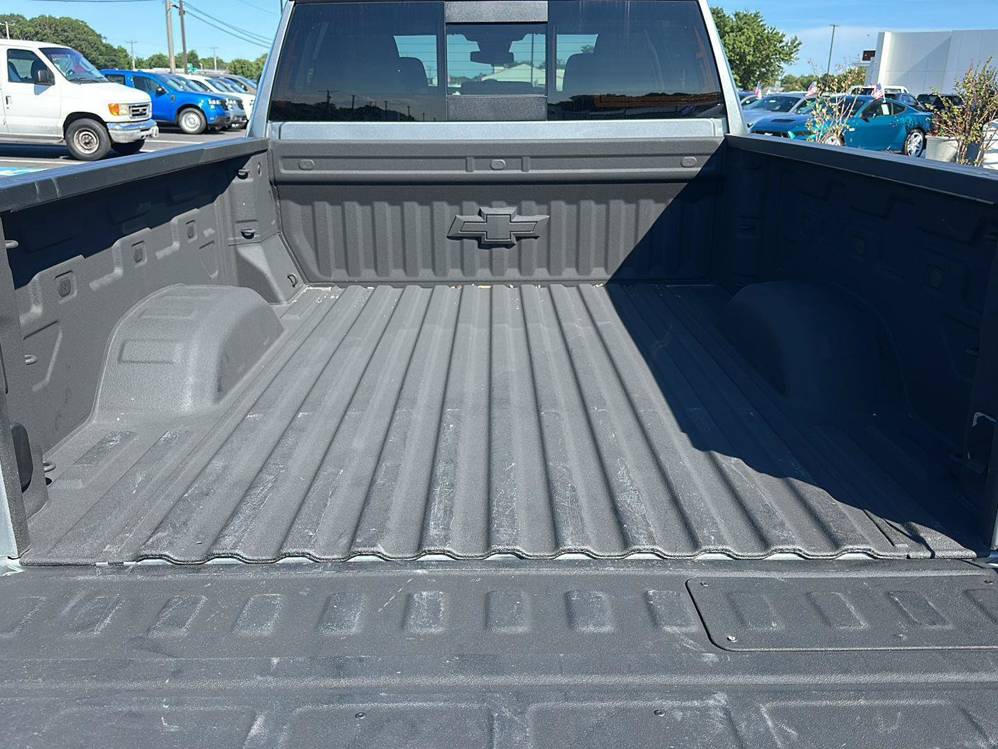 Used 2024 Chevrolet Silverado 2500 LT w/ Convenience Package AWD/4WD image 13