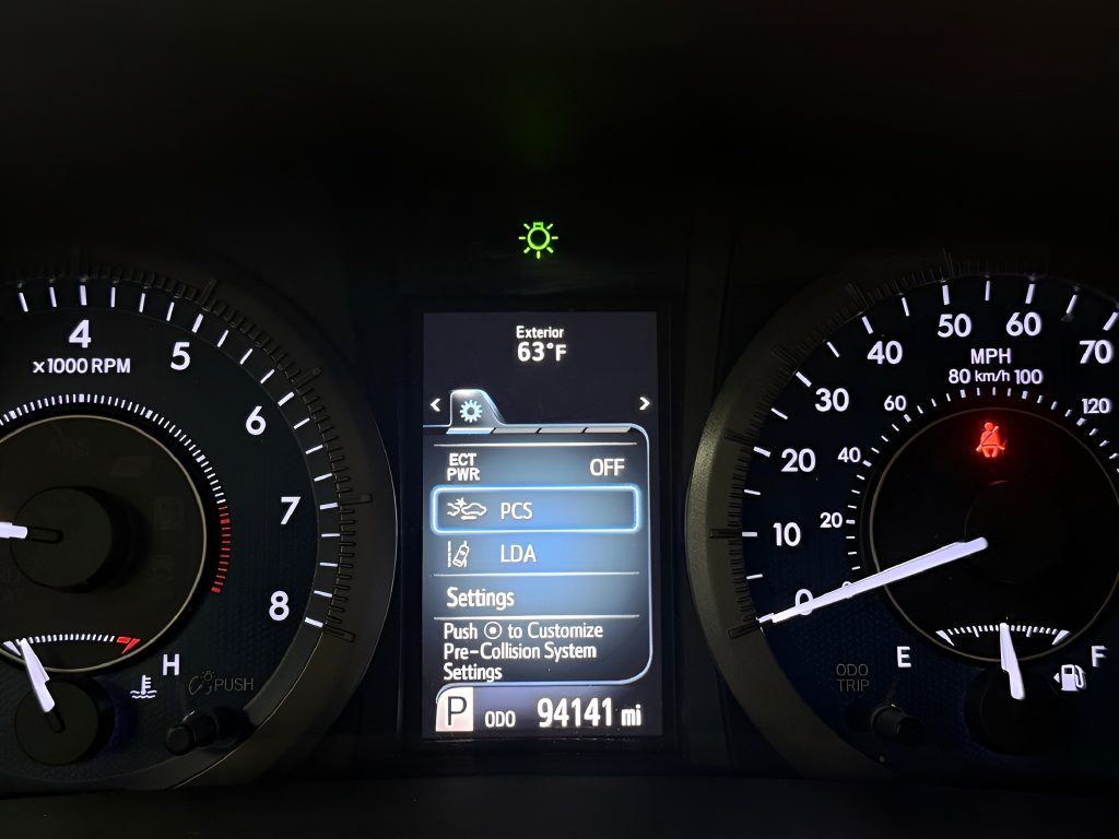 Used 2020 Toyota Sienna LE FWD image 24