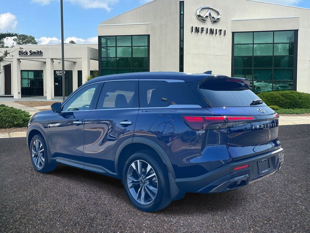 Used 2025 INFINITI QX60 Luxe w/ Vision Package image 4