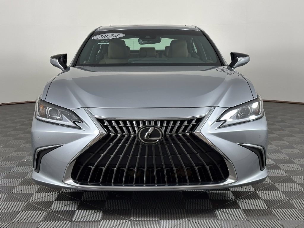 Used 2024 Lexus ES 350 w/ Premium Package FWD image 13