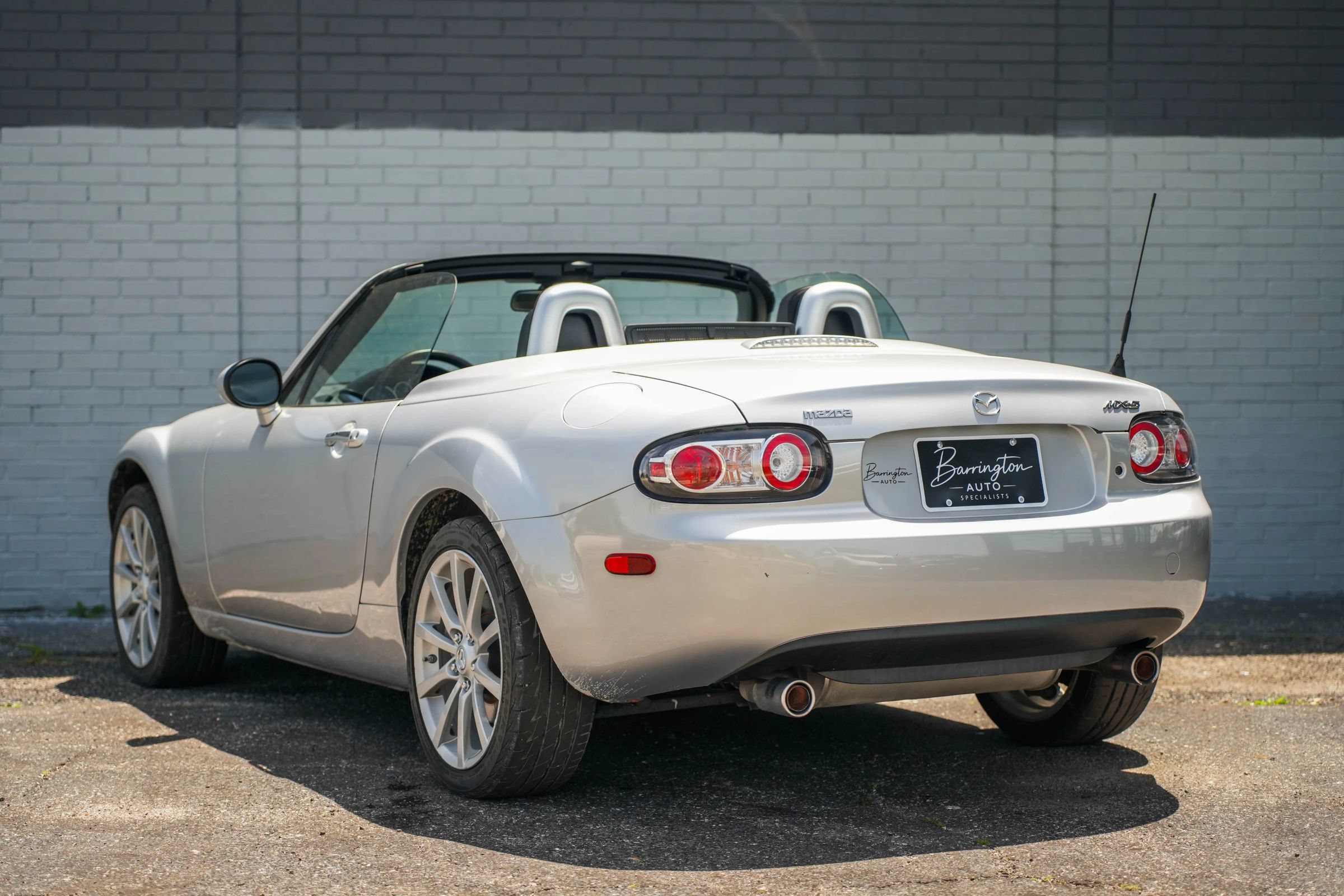 Used 2008 MAZDA MX-5 Miata Grand Touring w/ Premium Pkg RWD image 8