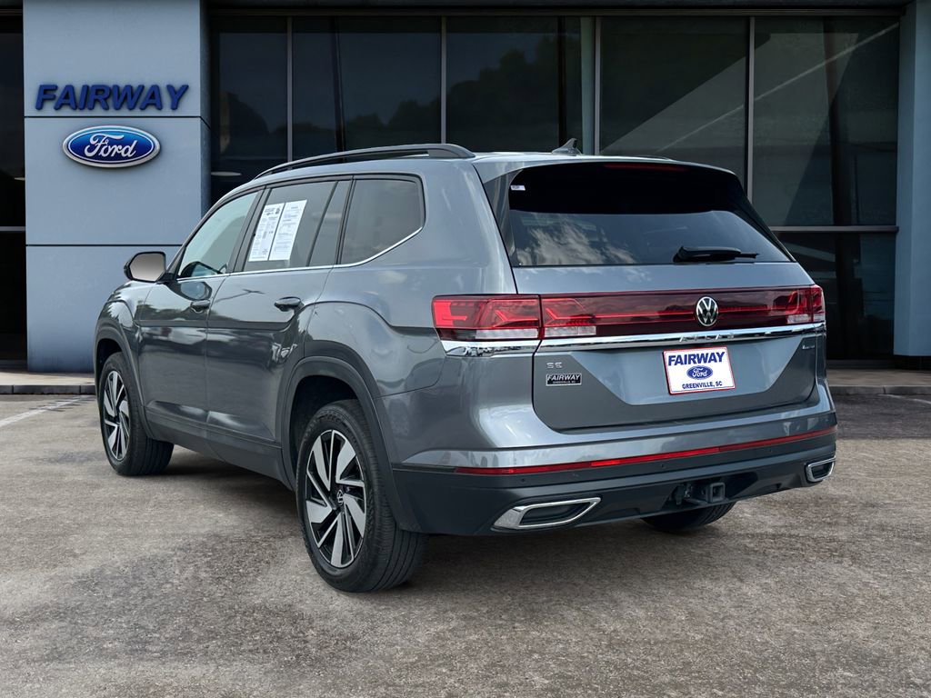 Used 2024 Volkswagen Atlas SE AWD/4WD image 4