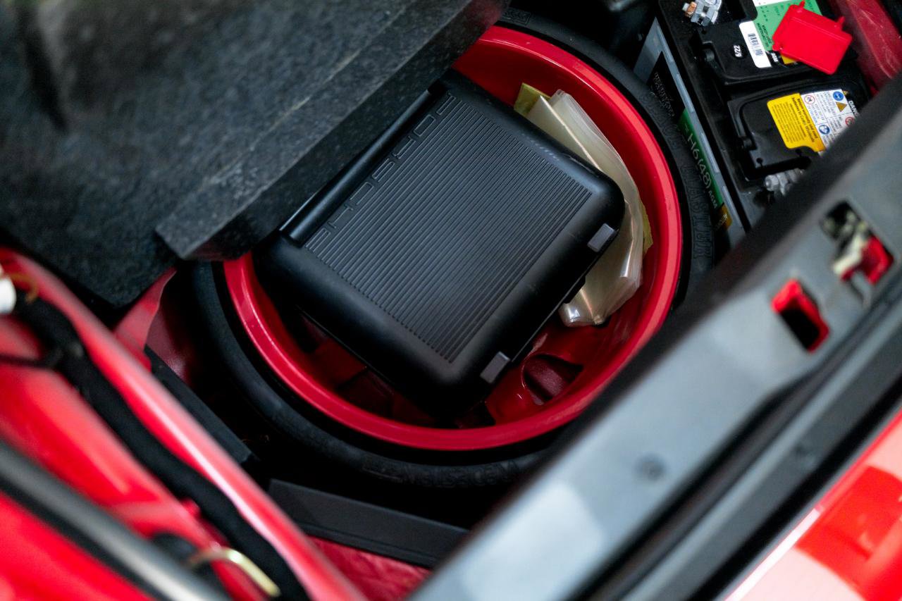 Used 1998 Porsche 911 Carrera image 76