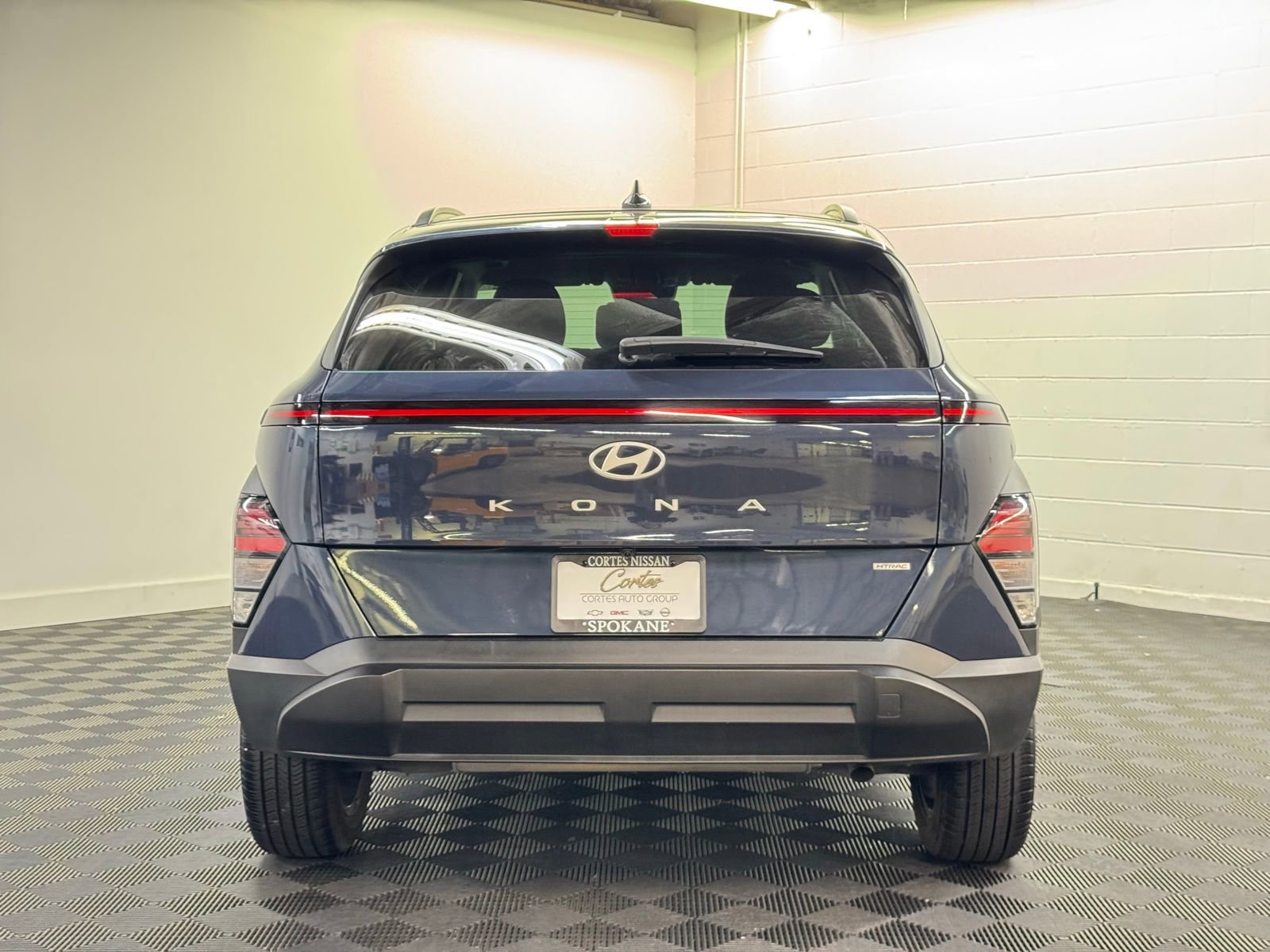 Used 2025 Hyundai Kona SEL image 6
