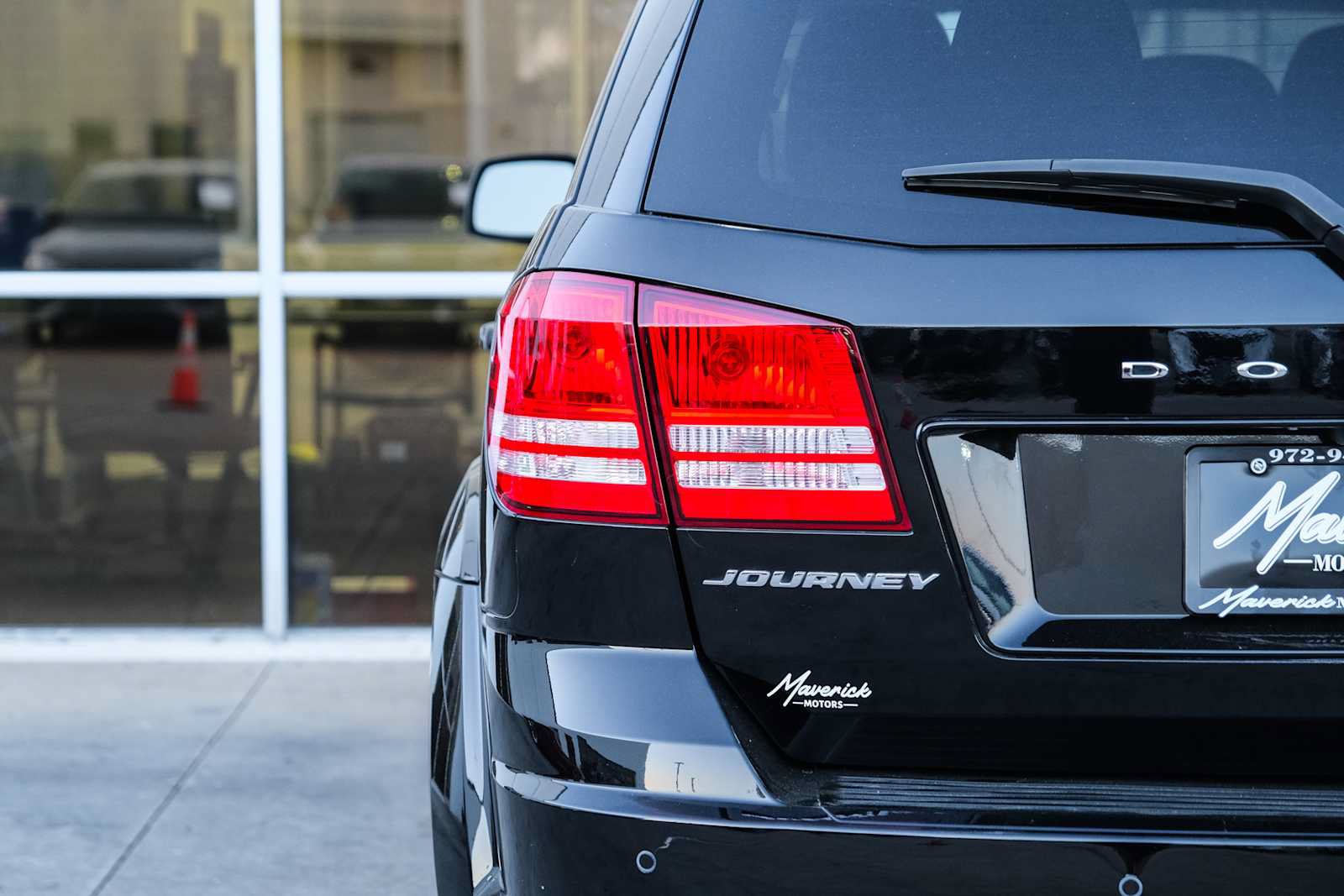 Used 2020 Dodge Journey SE FWD image 11
