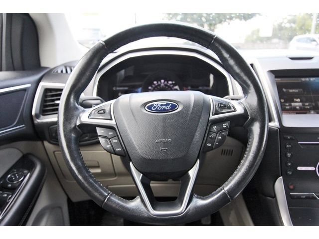 Used 2015 Ford Edge Titanium FWD image 14