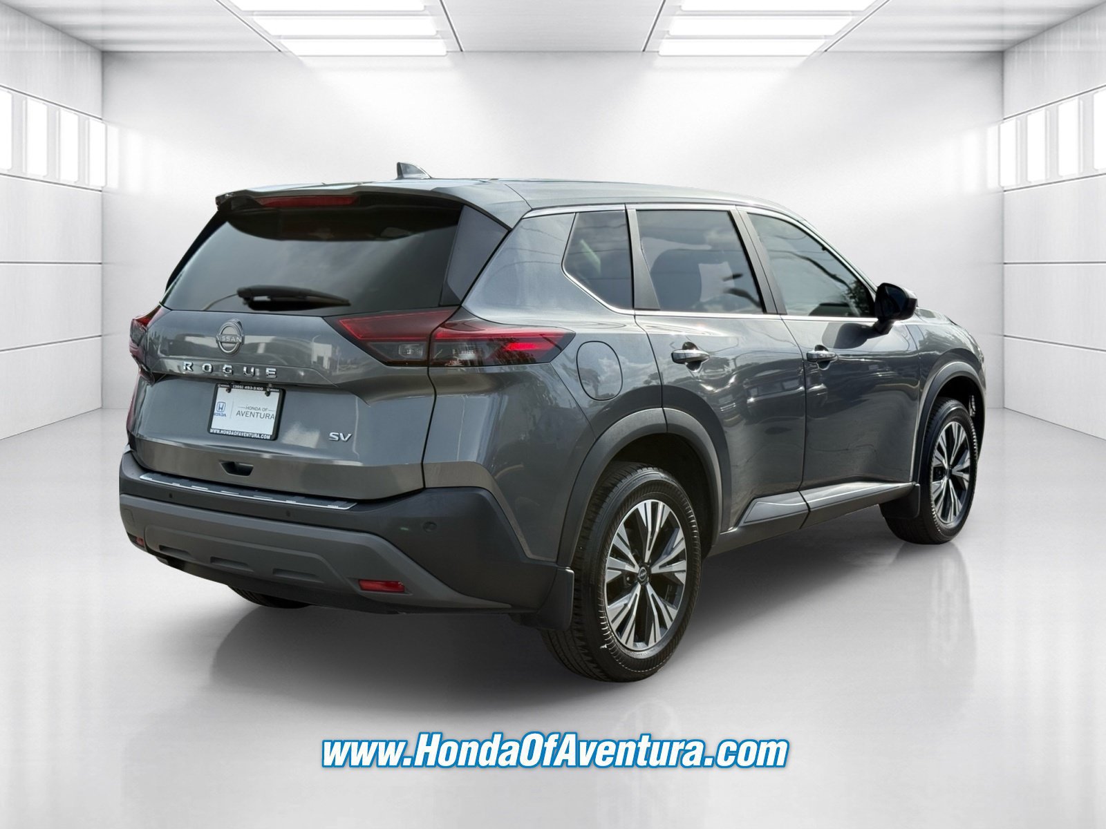 Used 2023 Nissan Rogue SV FWD image 5