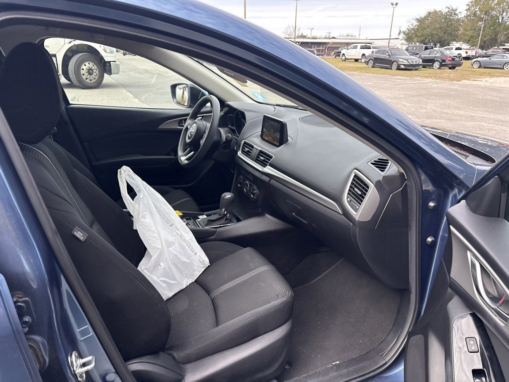 Used 2017 MAZDA MAZDA3 Sport w/ Preferred Equipment Package image 12