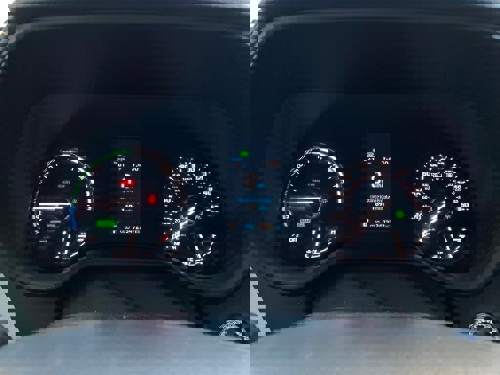 Certified 2022 Toyota Sienna XSE image 17