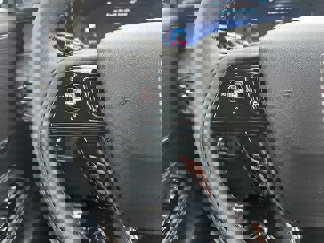 Used 2025 Lincoln Corsair Reserve w/ Towing Package image 31