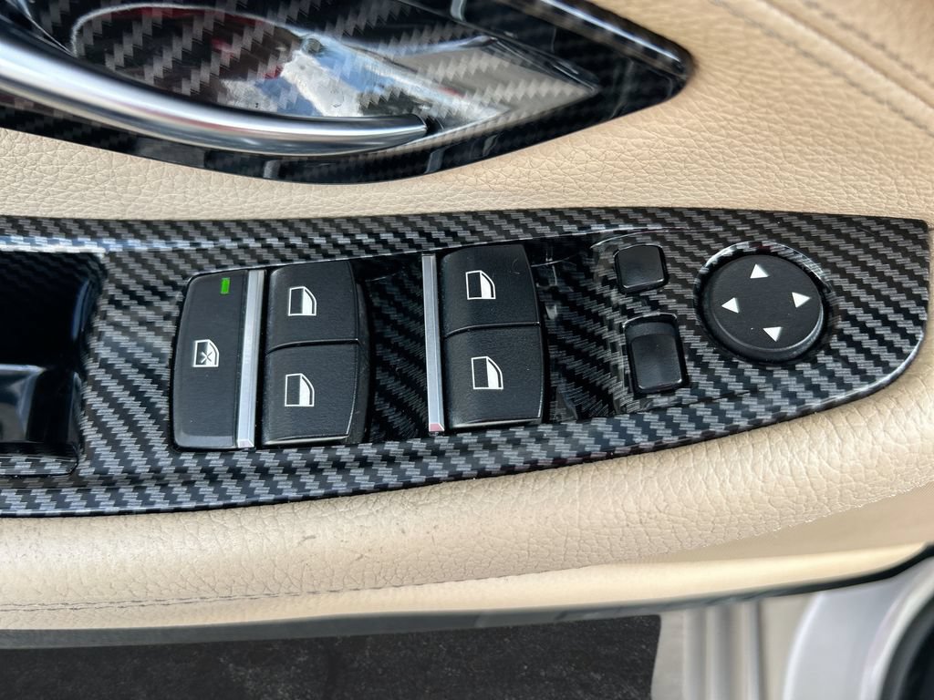 Used 2016 BMW 528i Sedan RWD image 14