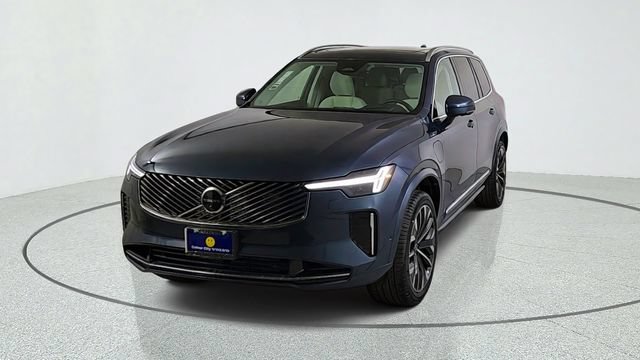 New 2026 Volvo XC90 T8 Ultra w/ Protection Package Premier AWD/4WD image 2