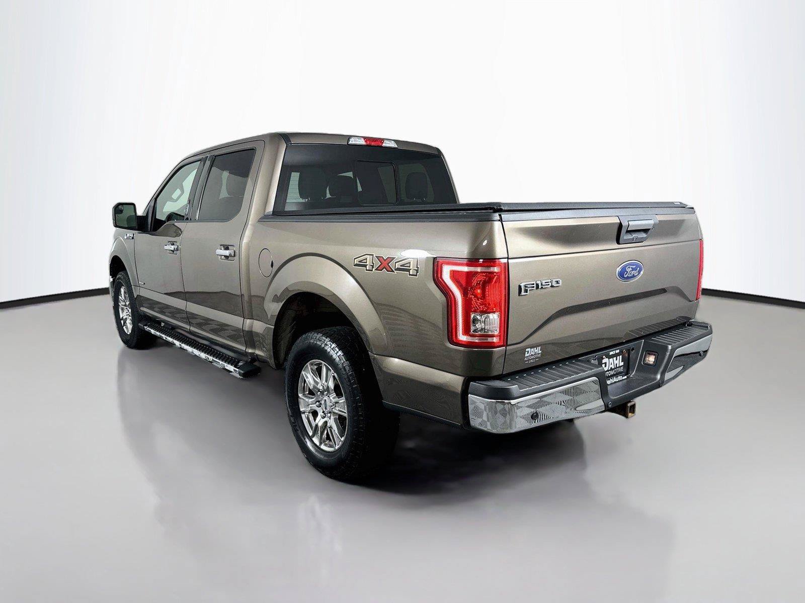 Used 2016 Ford F150 XLT w/ Equipment Group 302A Luxury AWD/4WD image 10