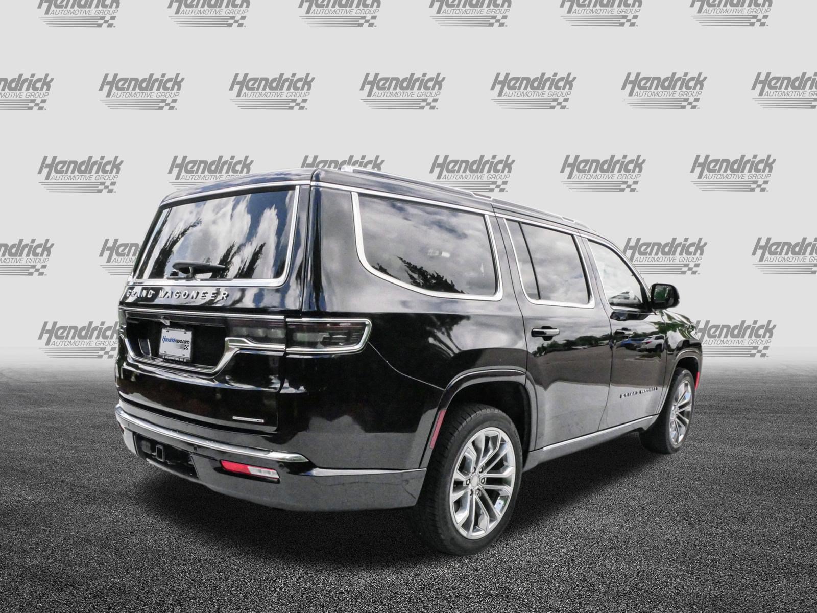 Used 2023 Jeep Grand Wagoneer Series II w/ Flexible Seating Group AWD/4WD image 10