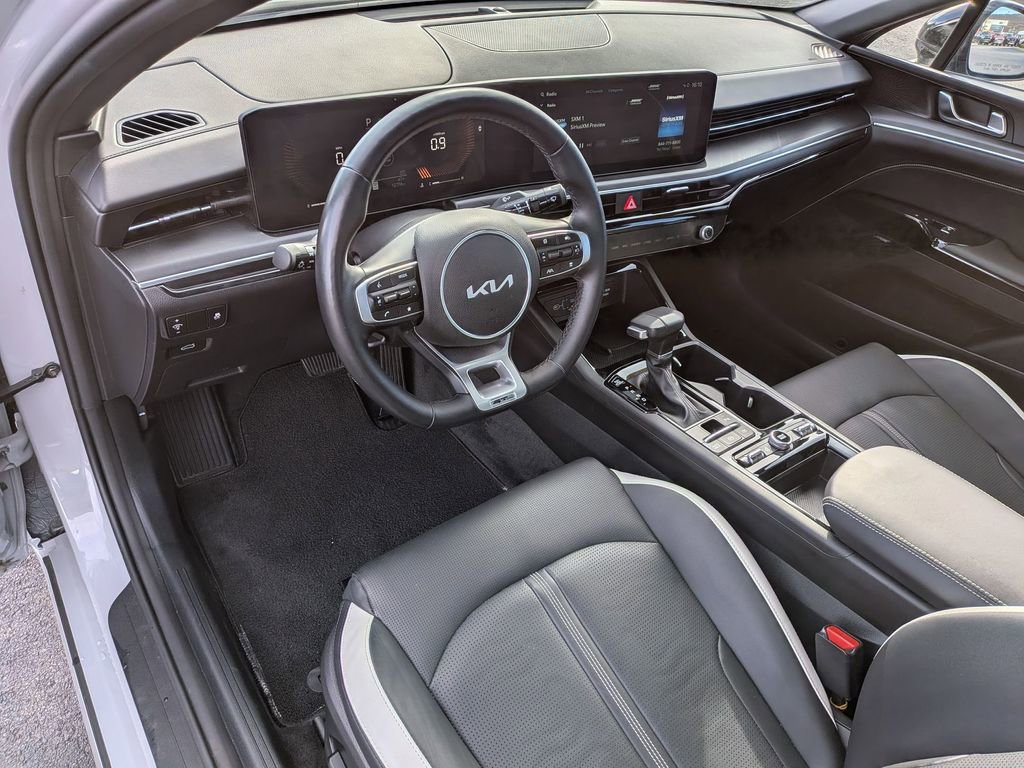 Used 2025 Kia K5 GT-Line w/ GT-Line Premium Package image 13