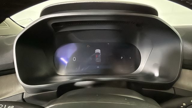 Used 2023 Volvo XC40 B4 Ultimate FWD image 17