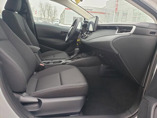 Used 2025 Toyota Corolla LE image 17