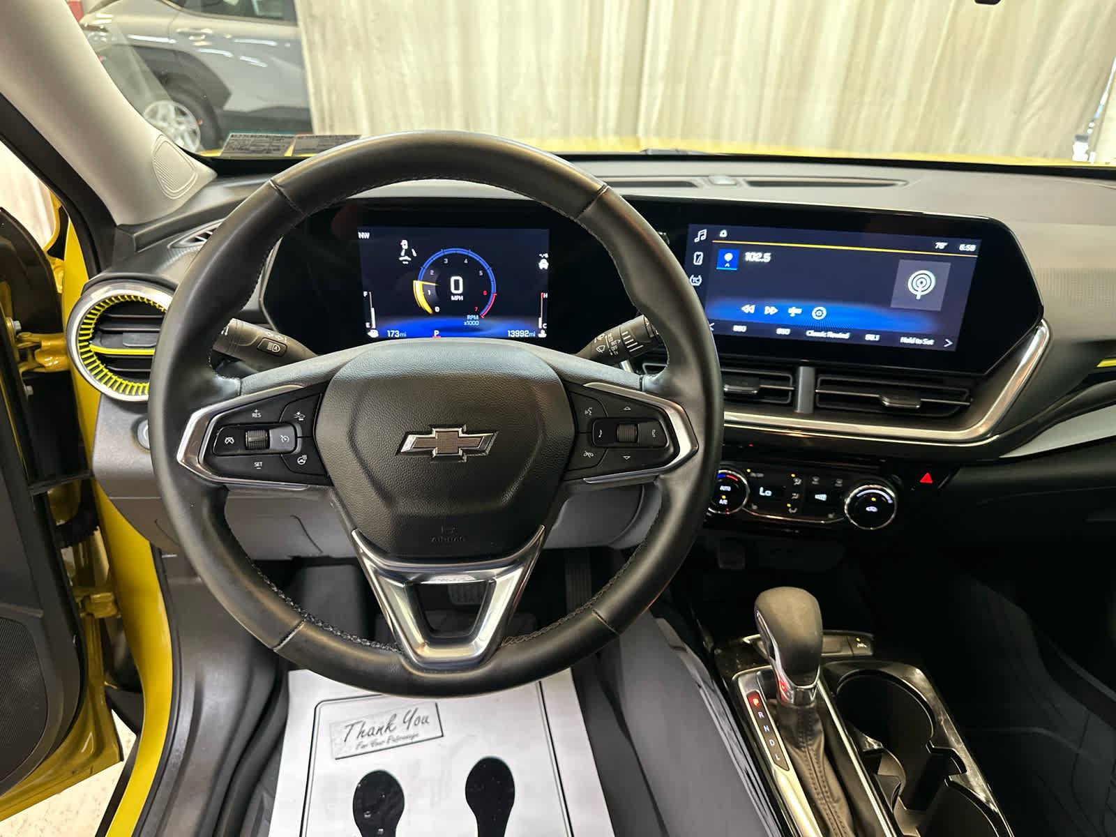Used 2024 Chevrolet Trax ACTIV w/ Driver Confidence Package FWD image 3