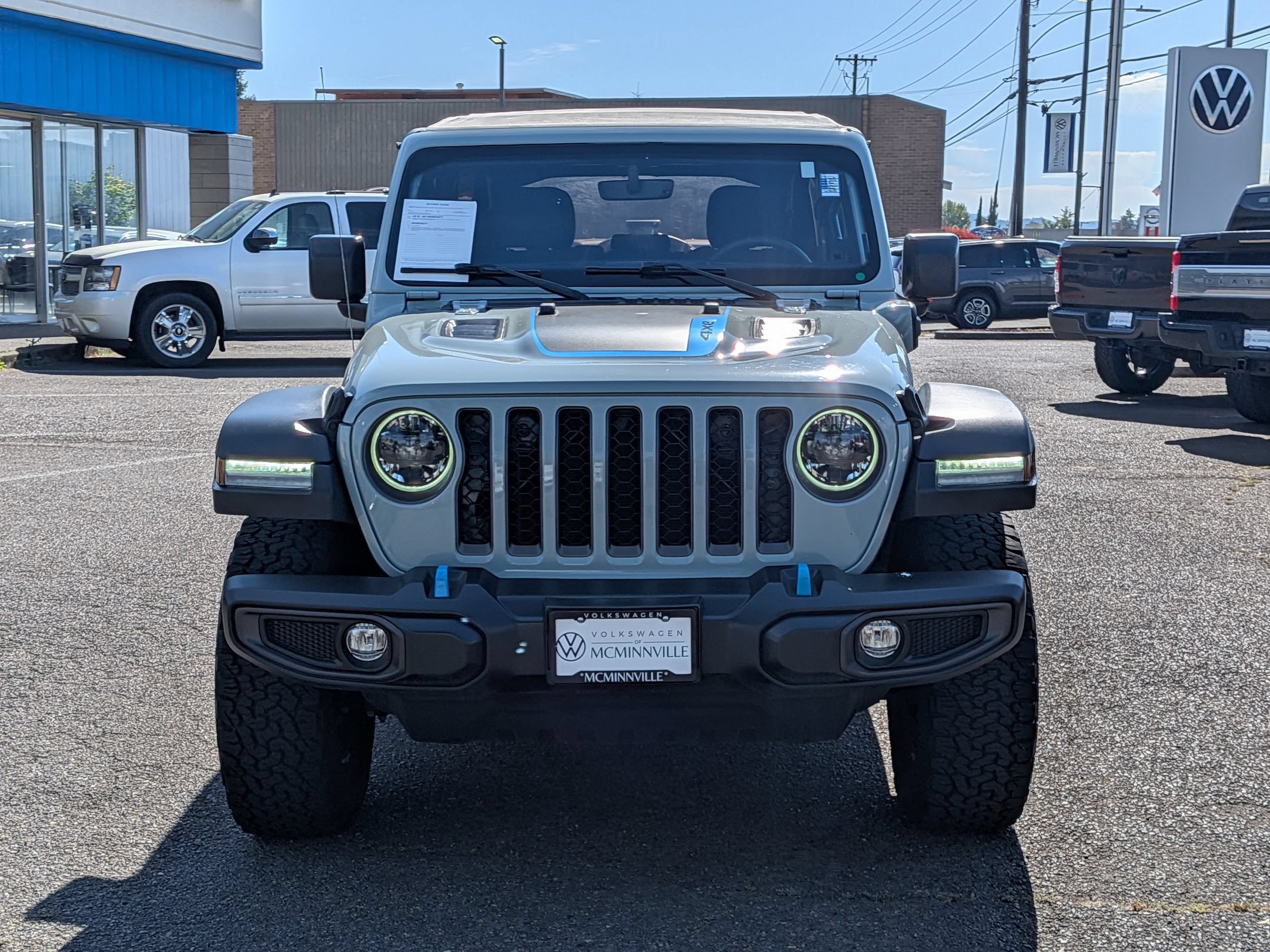 Used 2023 Jeep Wrangler Unlimited Rubicon 4xe AWD/4WD image 8