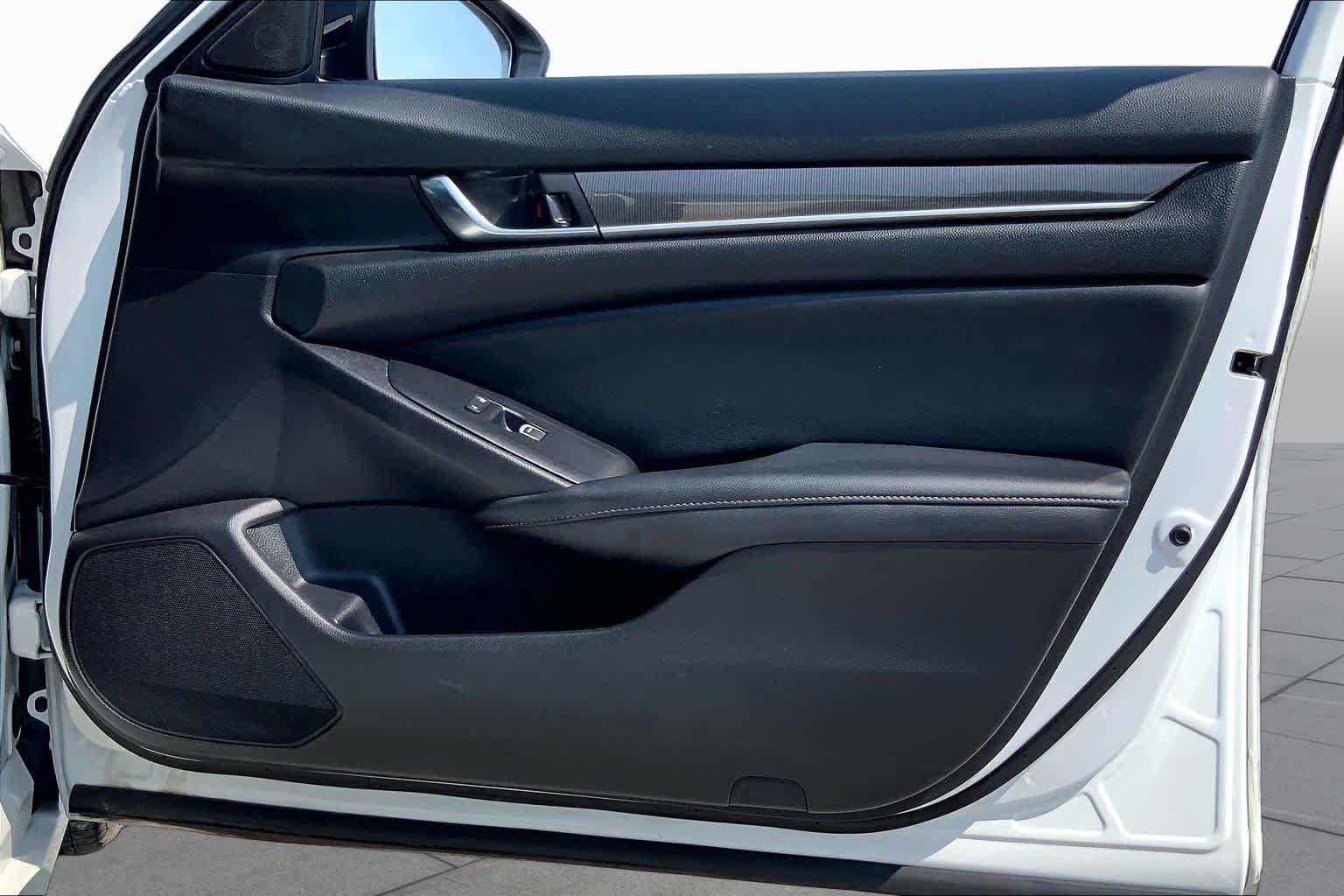 Used 2022 Honda Accord Sport image 22