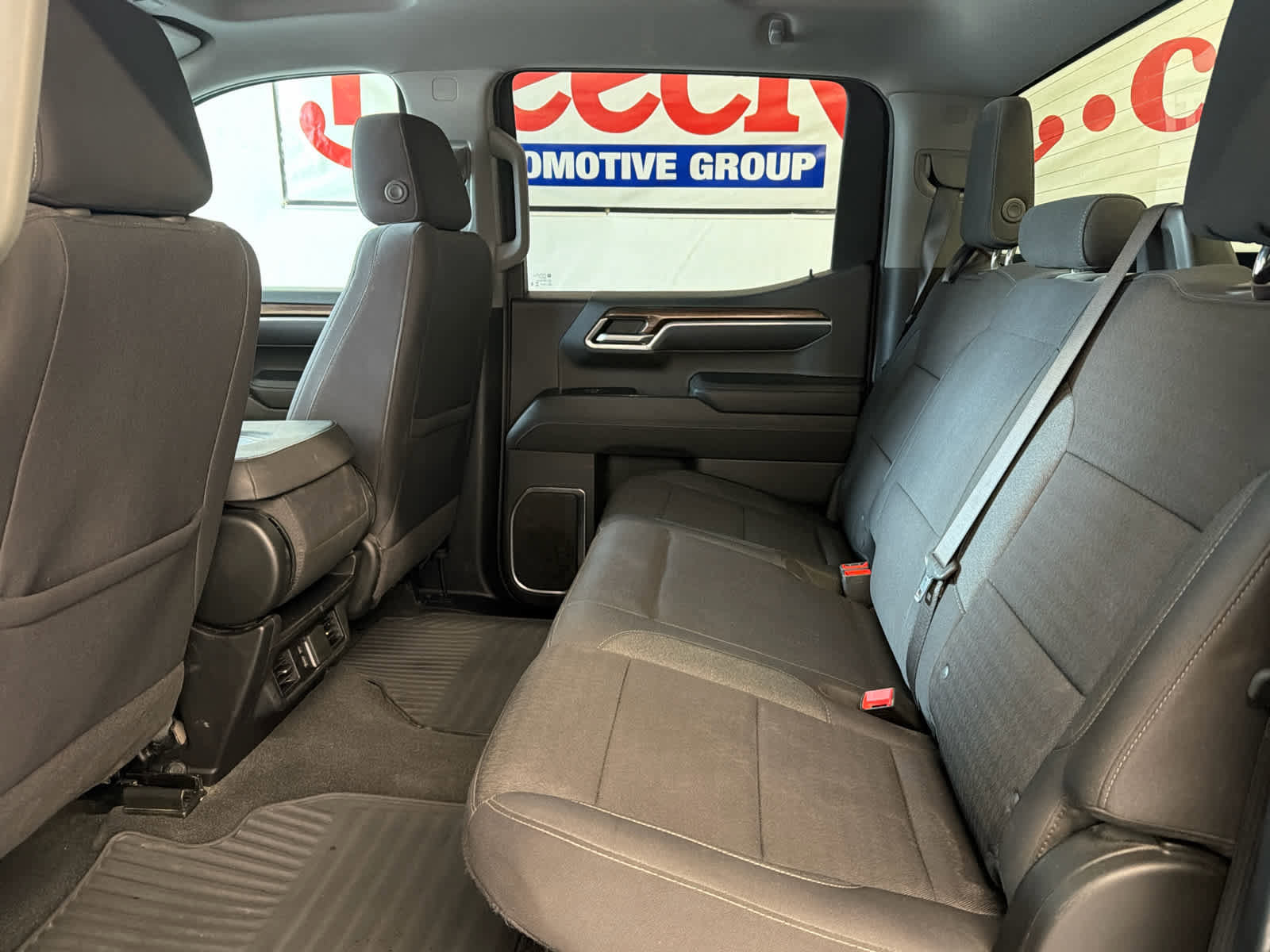 Used 2025 Chevrolet Silverado 1500 LT image 17