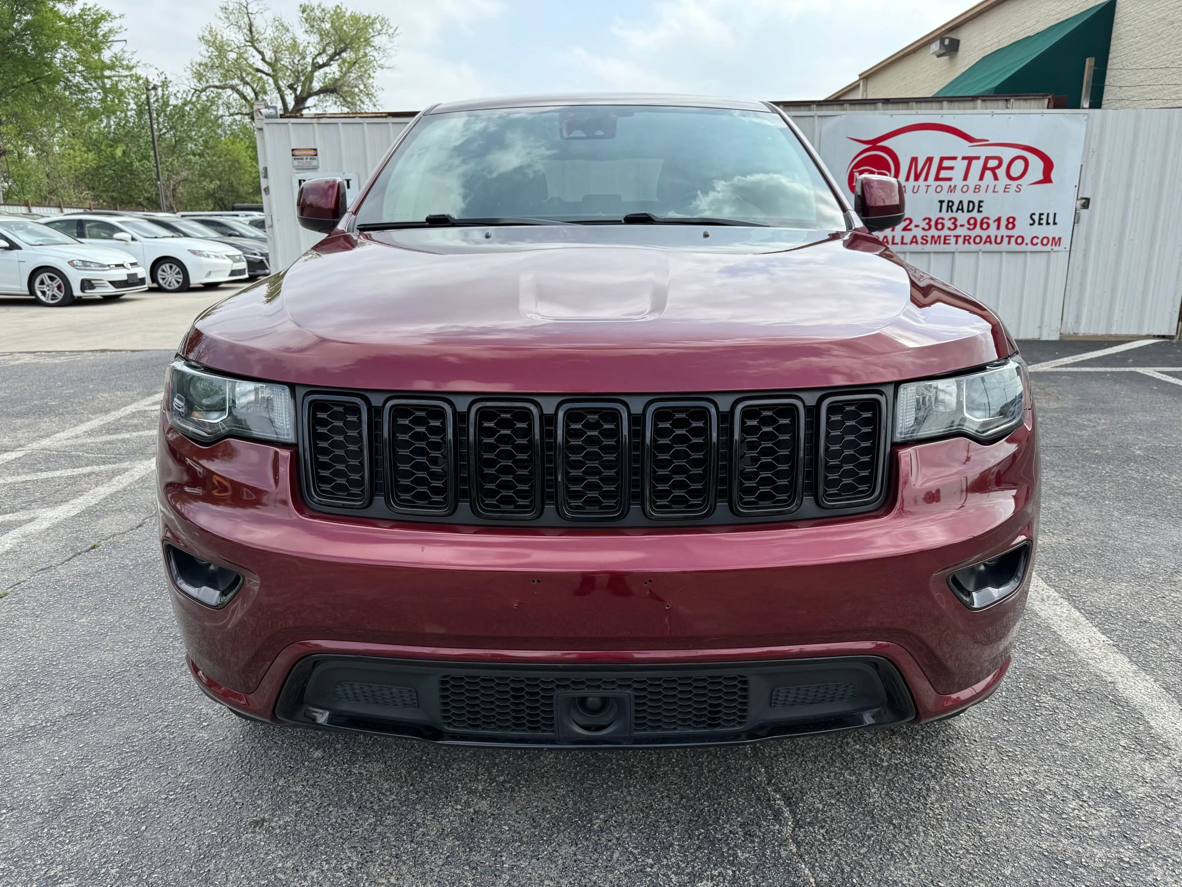 Used 2021 Jeep Grand Cherokee Laredo X AWD/4WD image 8