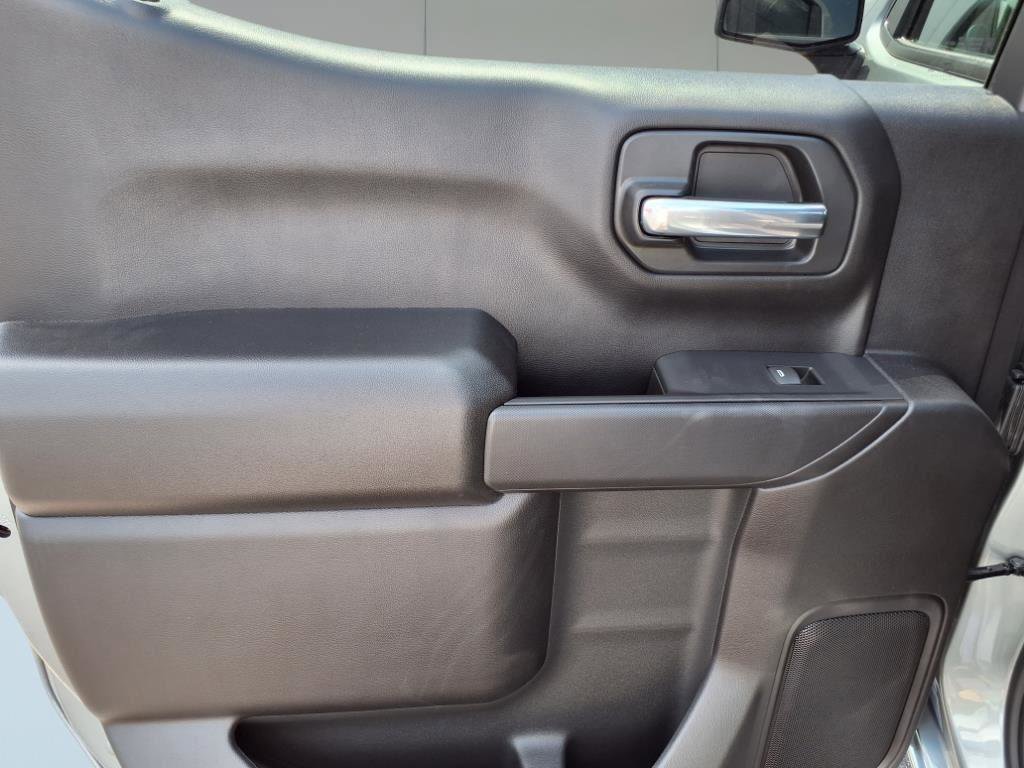 New 2026 Chevrolet Silverado 1500 Custom image 9