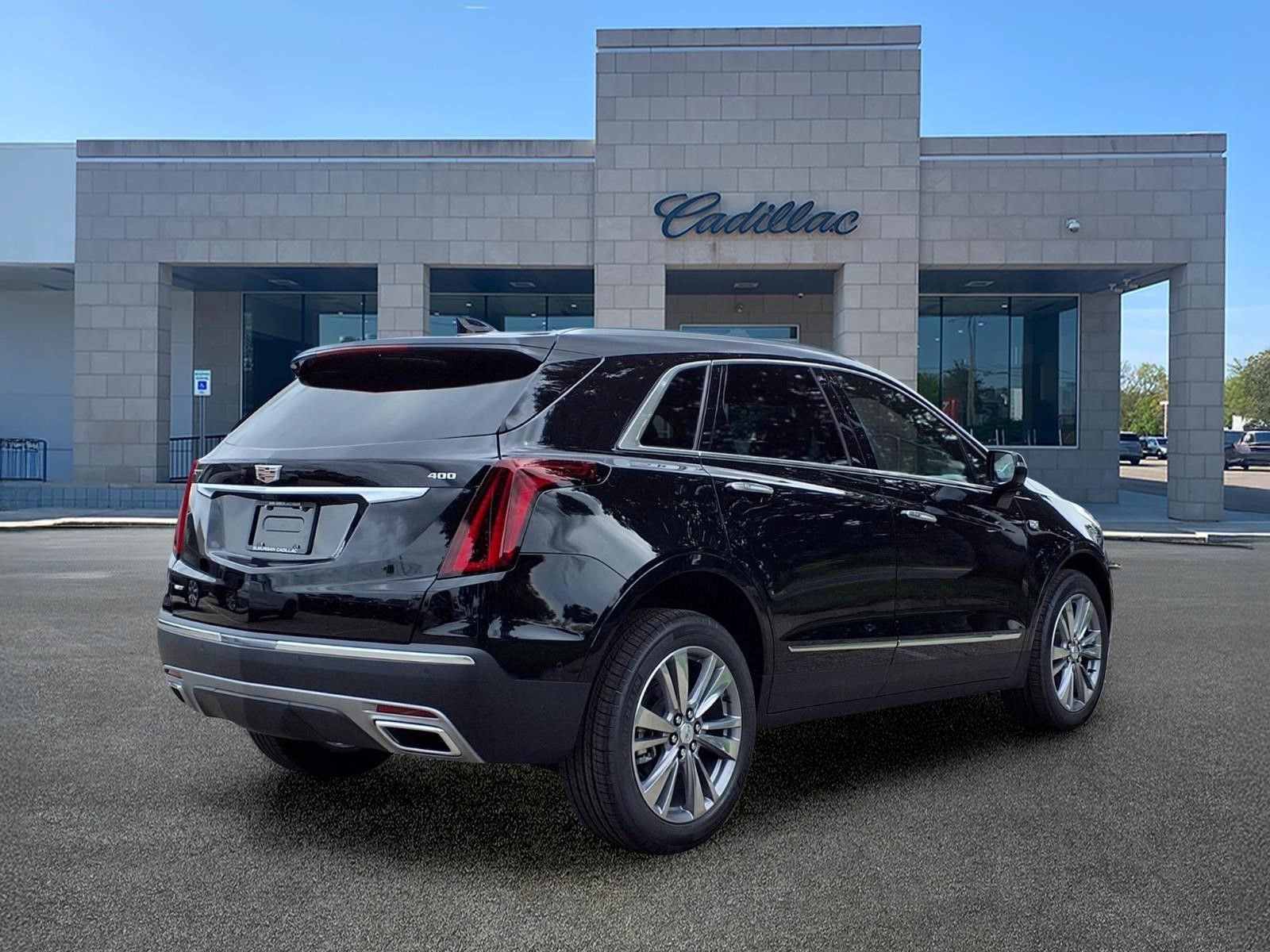 New 2026 Cadillac XT5 Premium Luxury w/ Driver Assist Package AWD/4WD image 4
