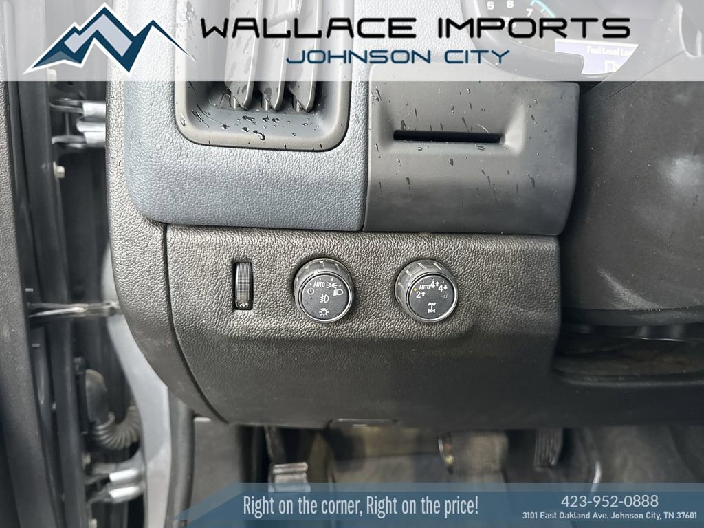 Used 2021 Chevrolet Colorado Z71 AWD/4WD image 32
