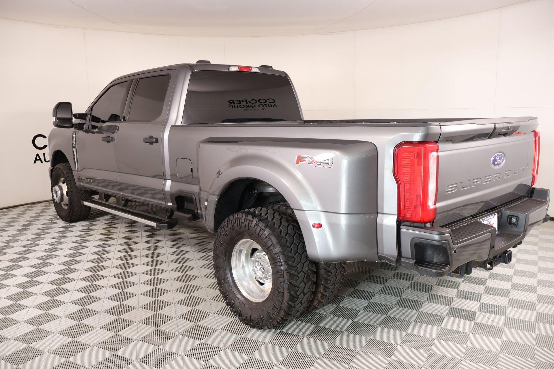 Used 2025 Ford F350 XLT w/ FX4 Off-Road Package AWD/4WD image 21