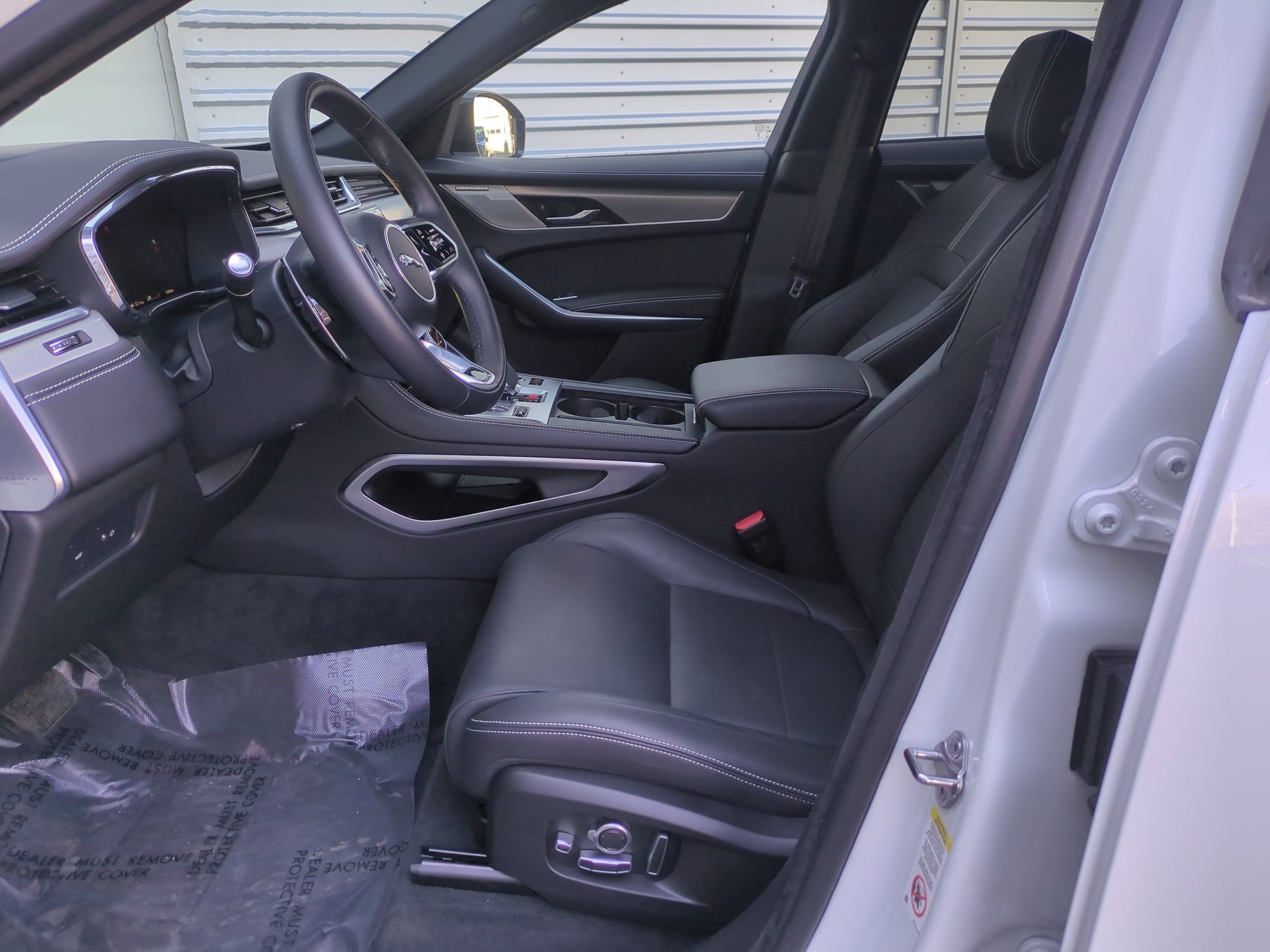 Used 2026 Jaguar F-PACE R-Dynamic S AWD/4WD image 24