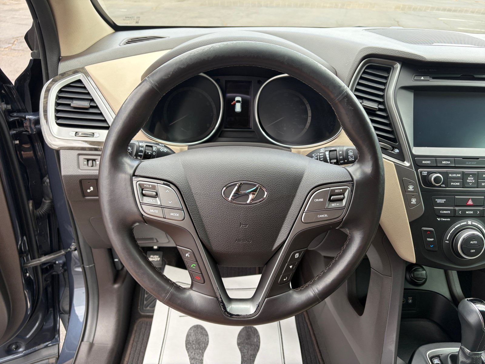 Used 2017 Hyundai Santa Fe Sport AWD/4WD image 9