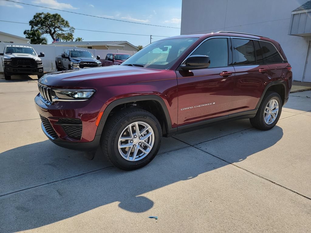 New 2026 Jeep Grand Cherokee Laredo X RWD image 1