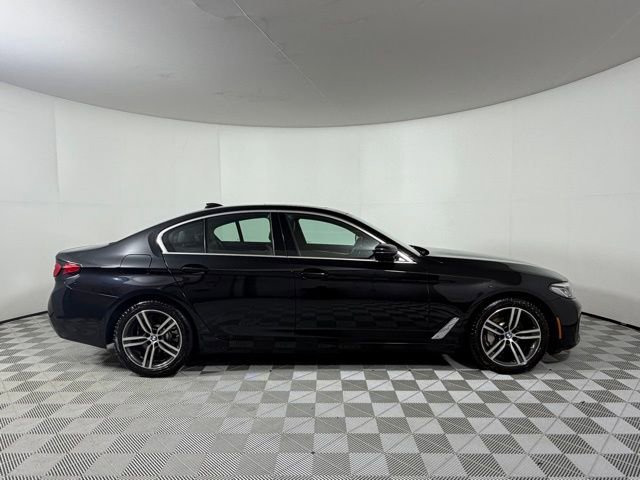 Used 2023 BMW 530i xDrive image 8