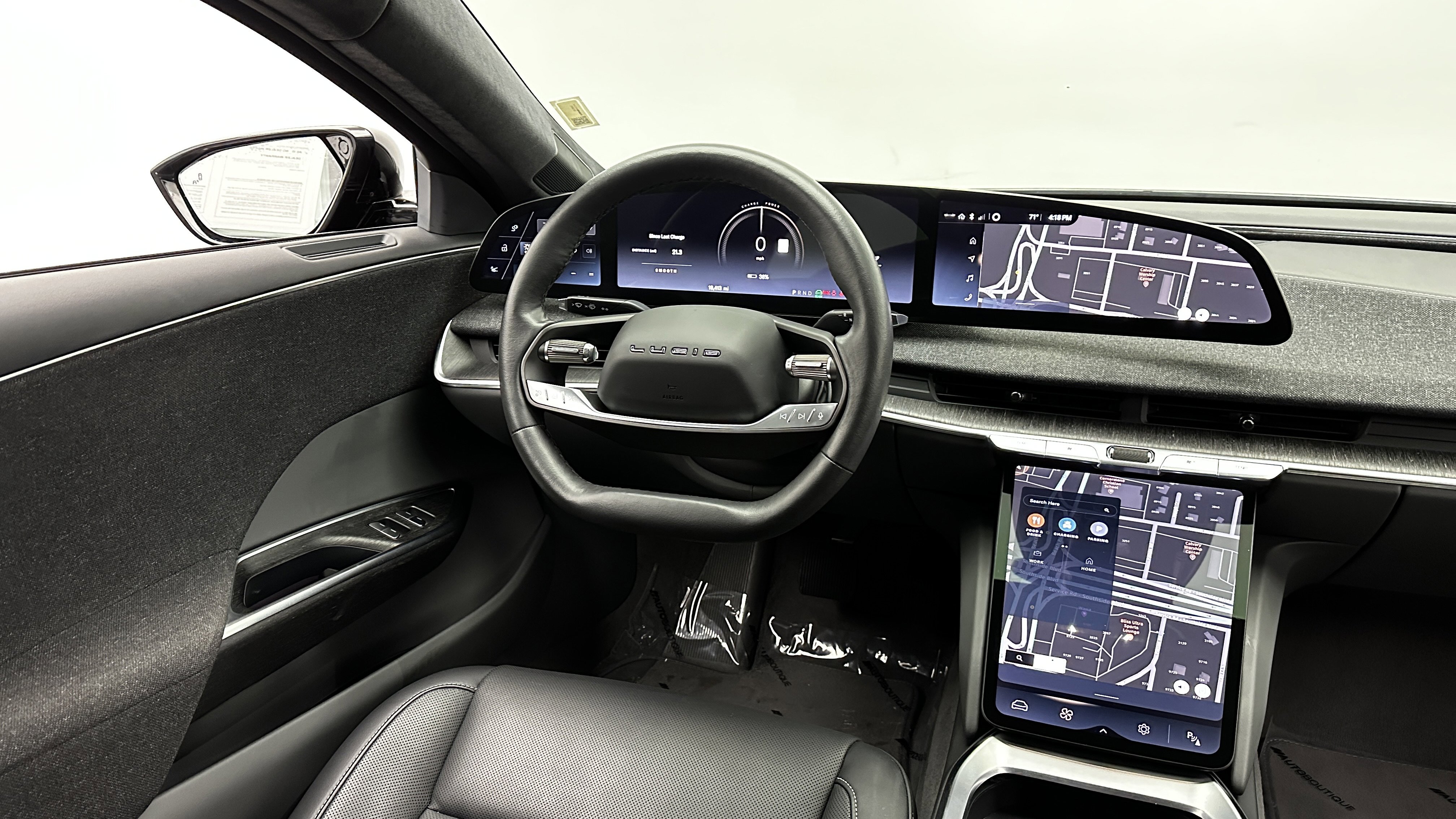 Used 2024 Lucid Air Touring image 30