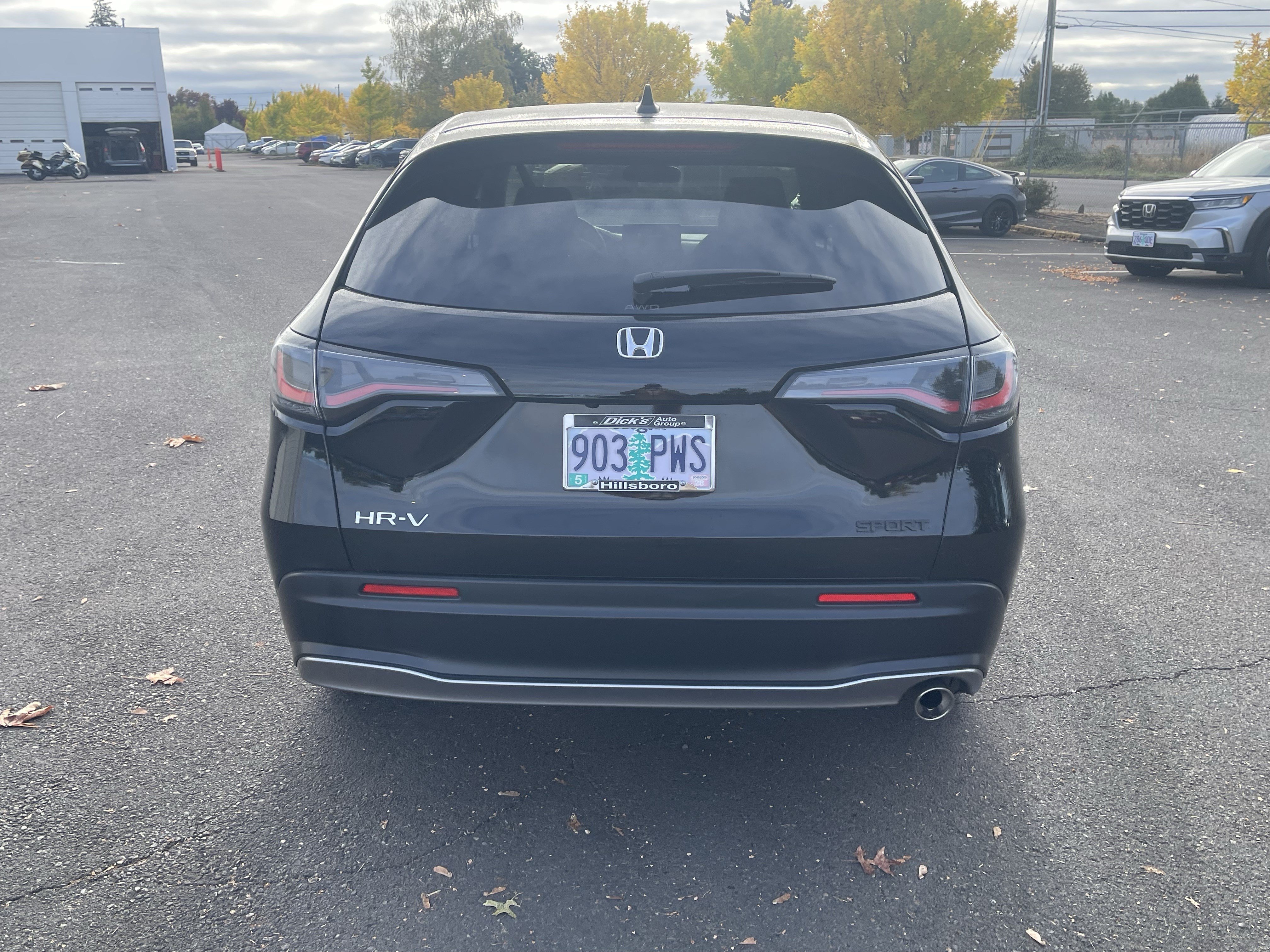Used 2025 Honda HR-V Sport image 4