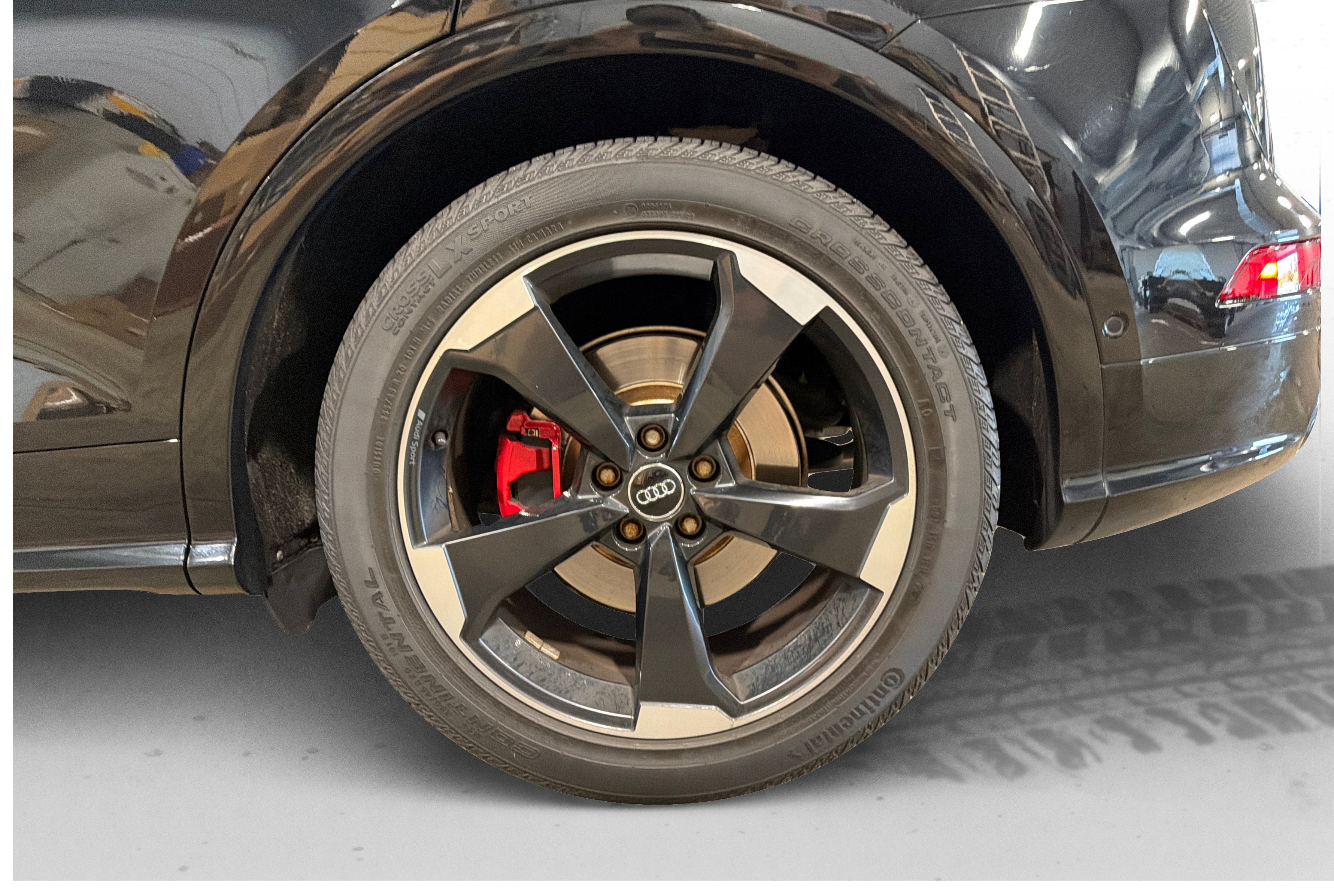 Used 2019 Audi SQ5 Prestige w/ Prestige Package AWD/4WD image 56