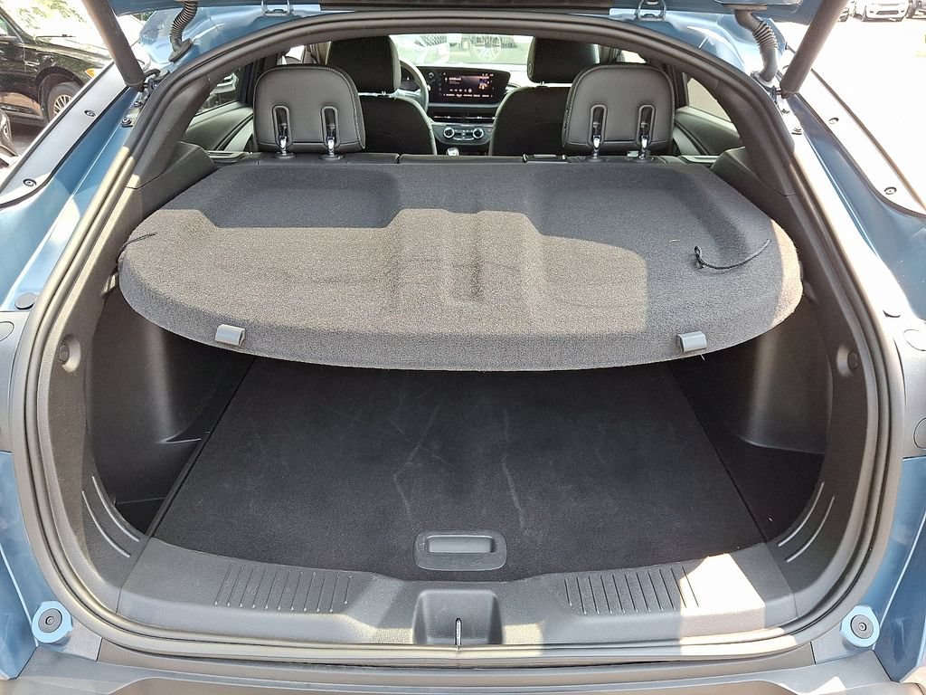 Used 2024 Buick Envista Preferred w/ Convenience II Package FWD image 28