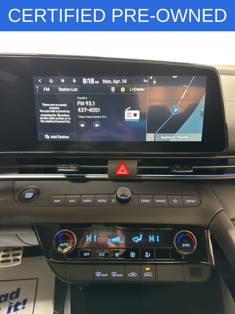 Used 2025 Hyundai Elantra SEL FWD image 12