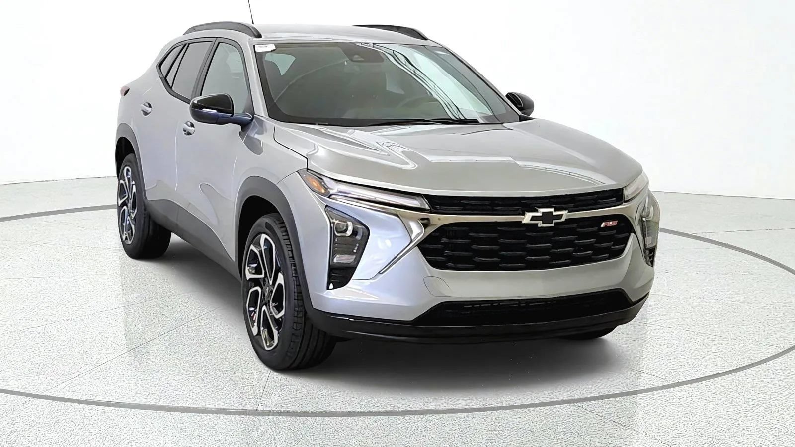 New 2026 Chevrolet Trax RS w/ Driver Confidence Package FWD image 2