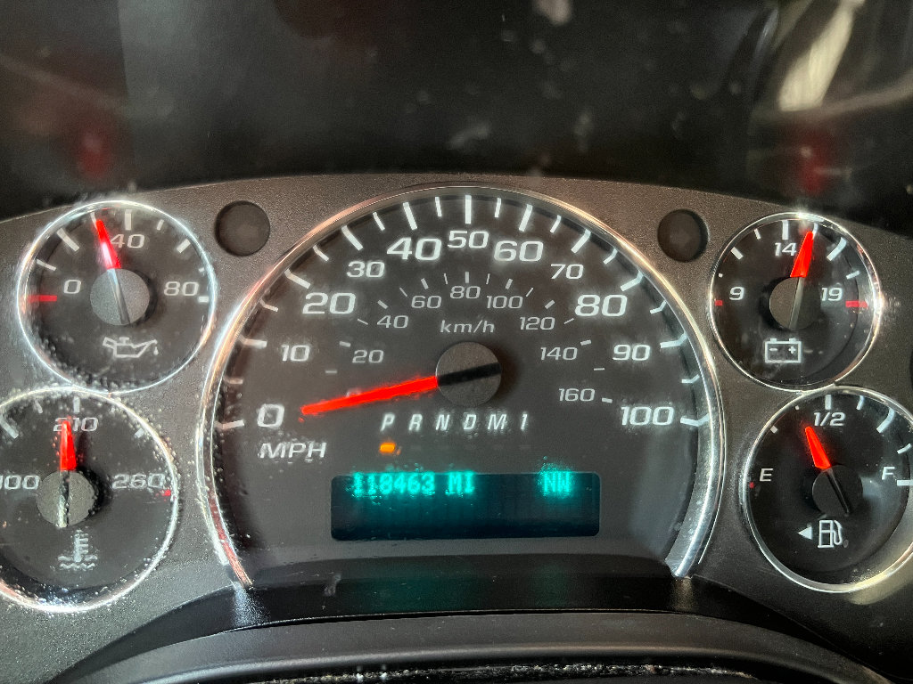 Used 2020 Chevrolet Express 2500 w/ Safety Package RWD image 38