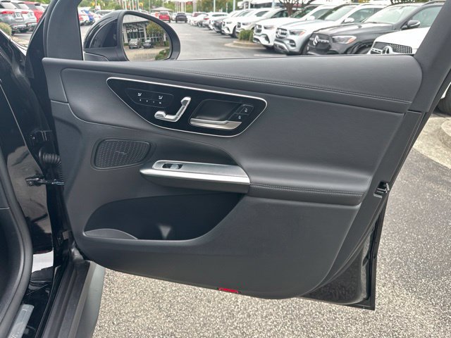 Used 2026 Mercedes-Benz GLC 300 4MATIC image 39