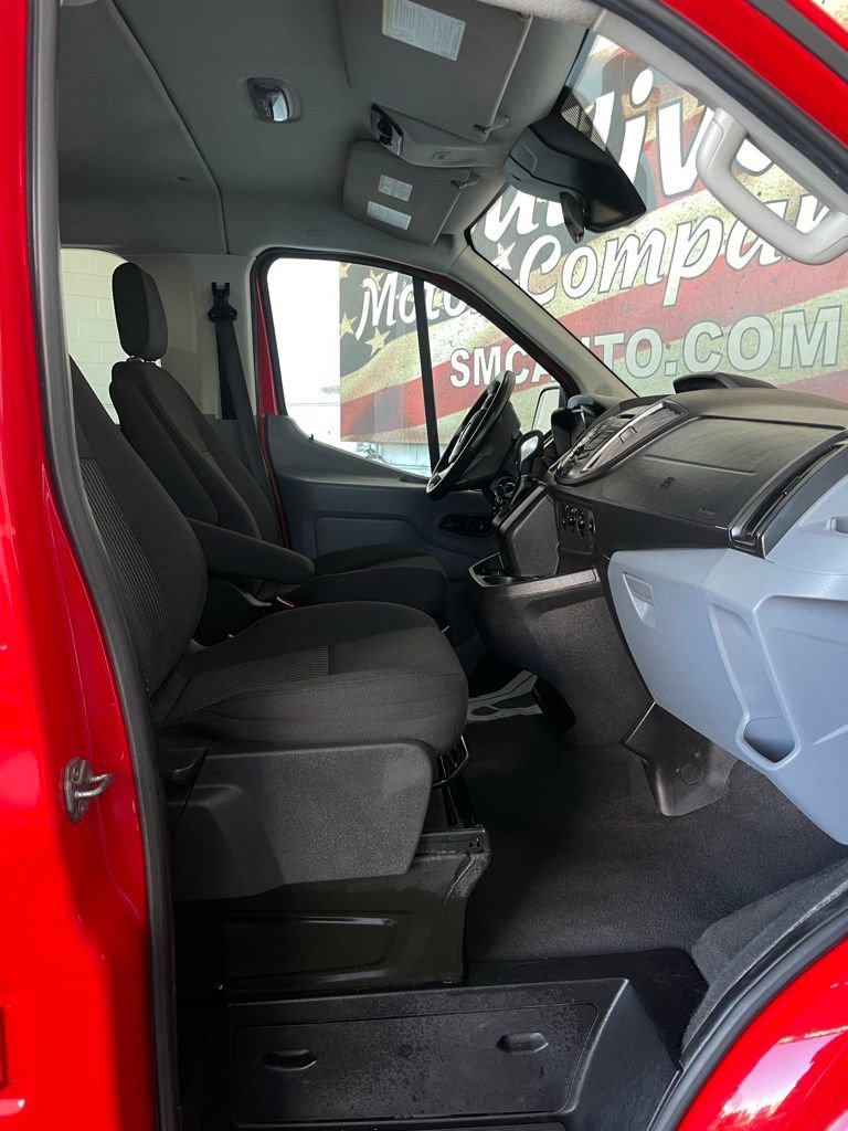 Used 2016 Ford Transit 150 XL image 12