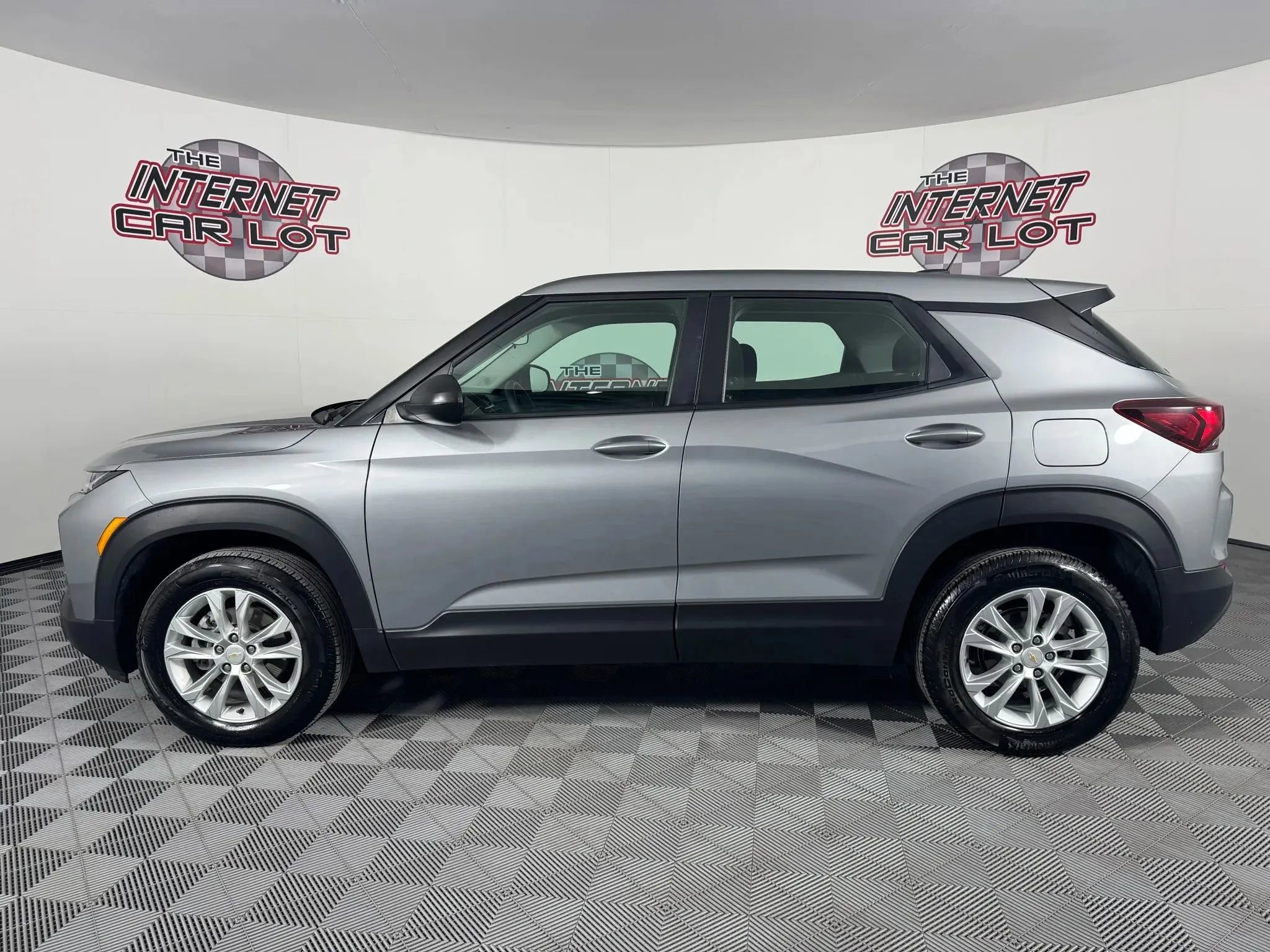 Used 2023 Chevrolet TrailBlazer LS AWD/4WD image 4