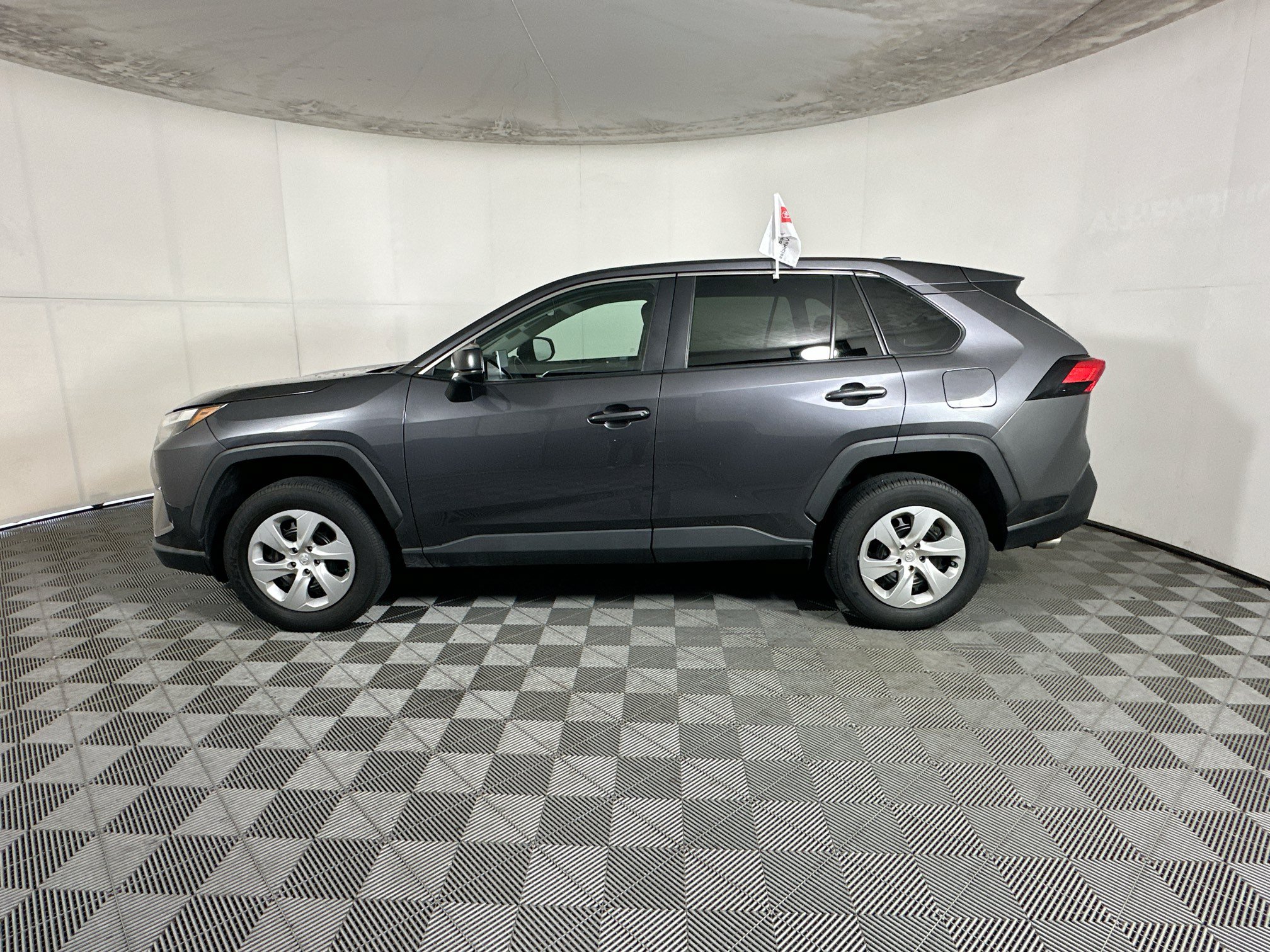 Used 2023 Toyota RAV4 LE FWD image 6