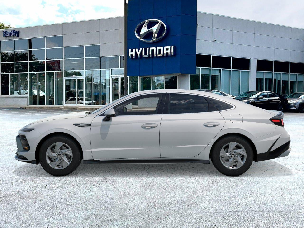 New 2026 Hyundai Sonata SE FWD image 3