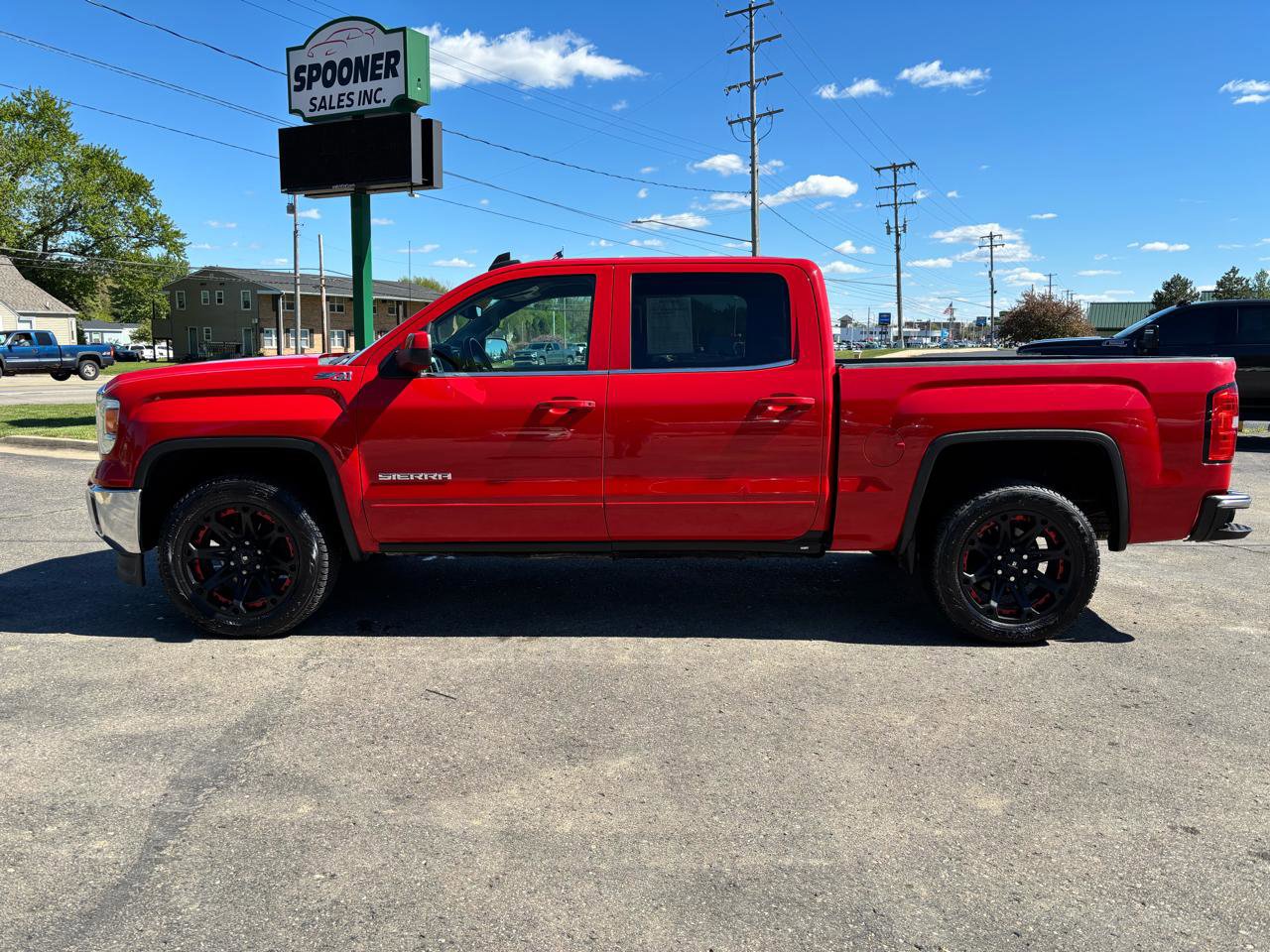Used 2015 GMC Sierra 1500 SLE w/ SLE Value Package AWD/4WD image 2